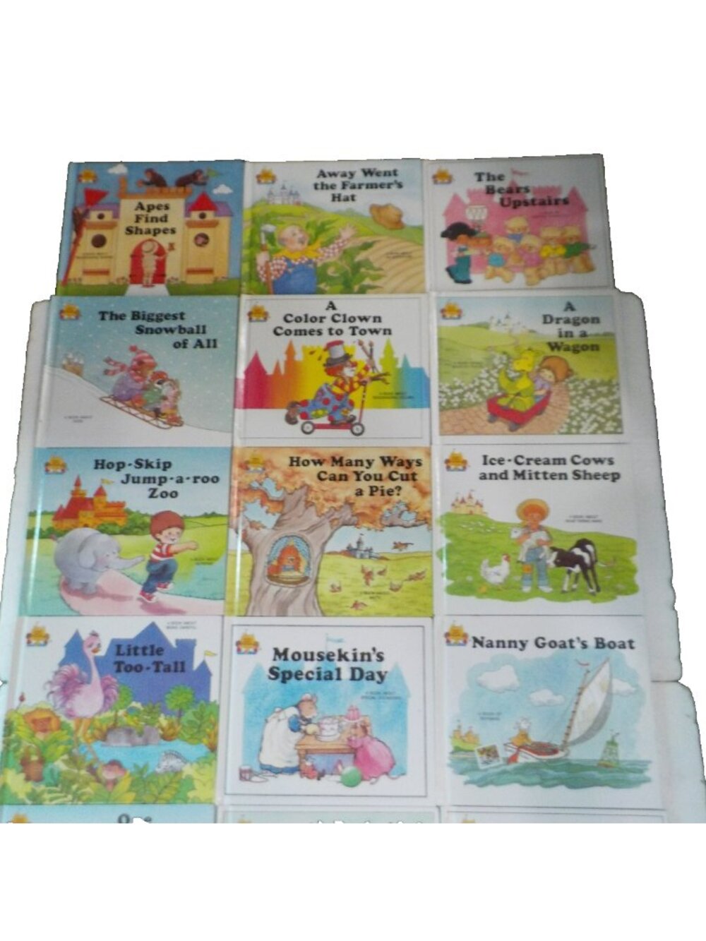 Vtg Lot of 23 Moncure Child’s World Magic Castle Readers Hardback Book Set 1988 - Picture 2 of 3